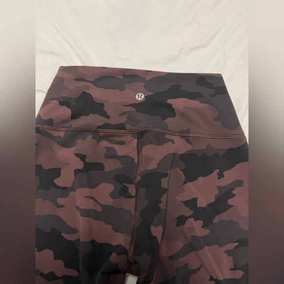 Lululemon Wunder Train High-Rise Tight 25" - Picture 8 of 9